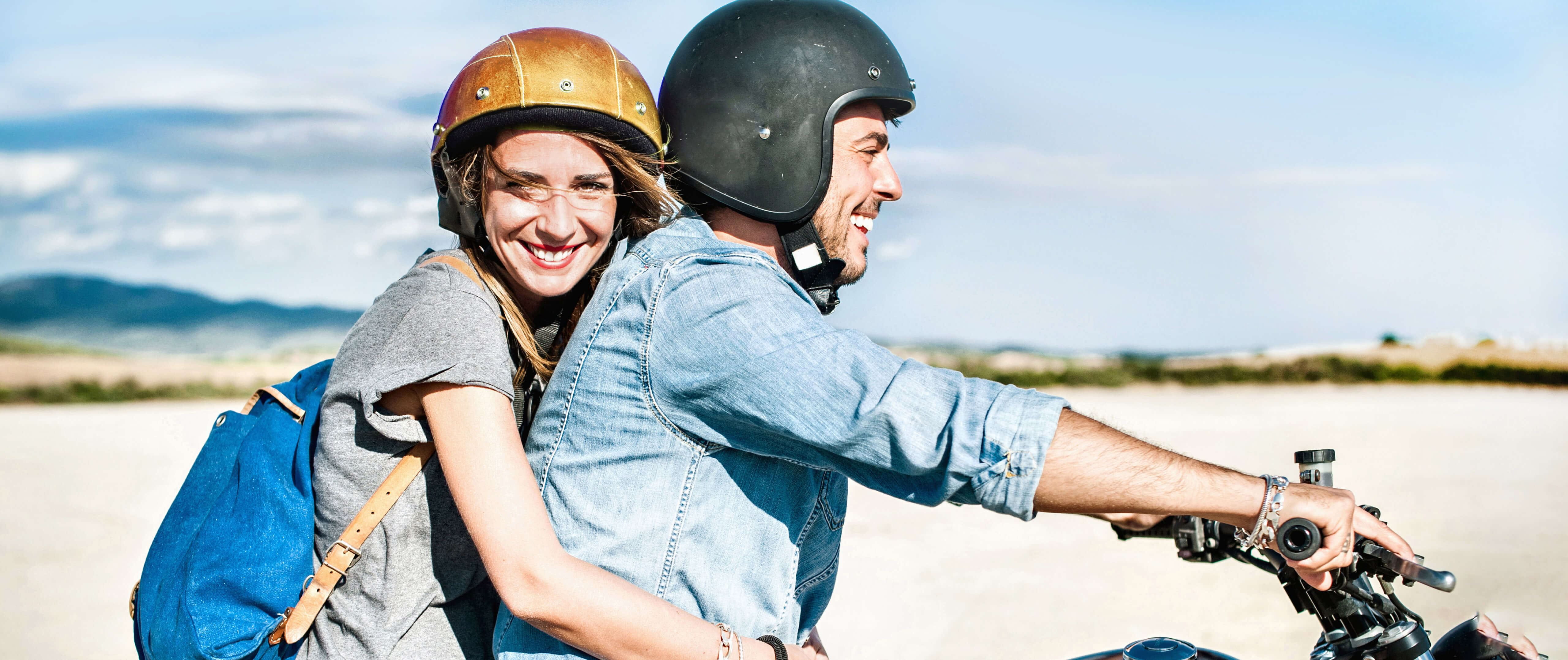 Lifestyle-Motorcycle-Couple-Mobile-2x