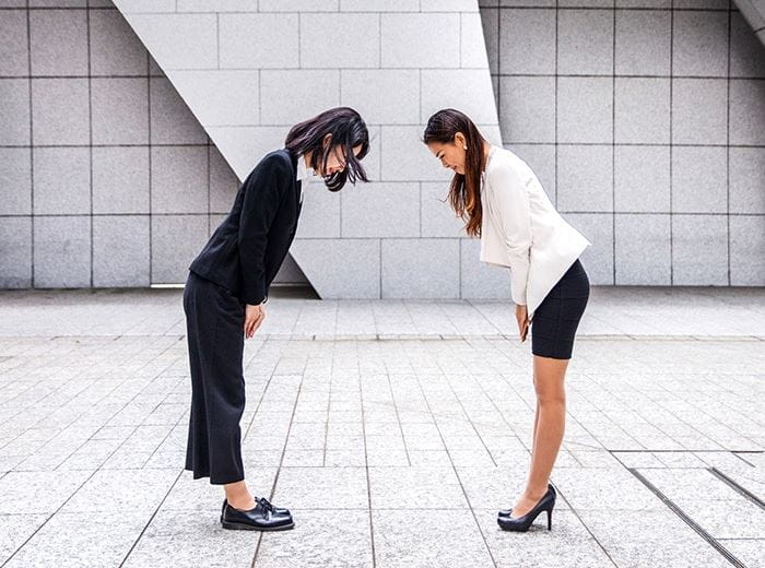 Cumprimentar com uma vénia