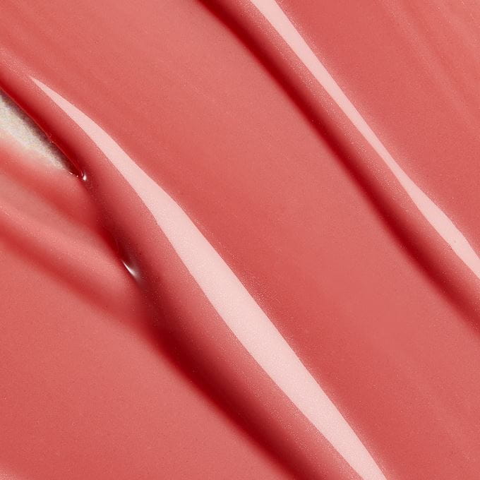 Caring lip oil texture