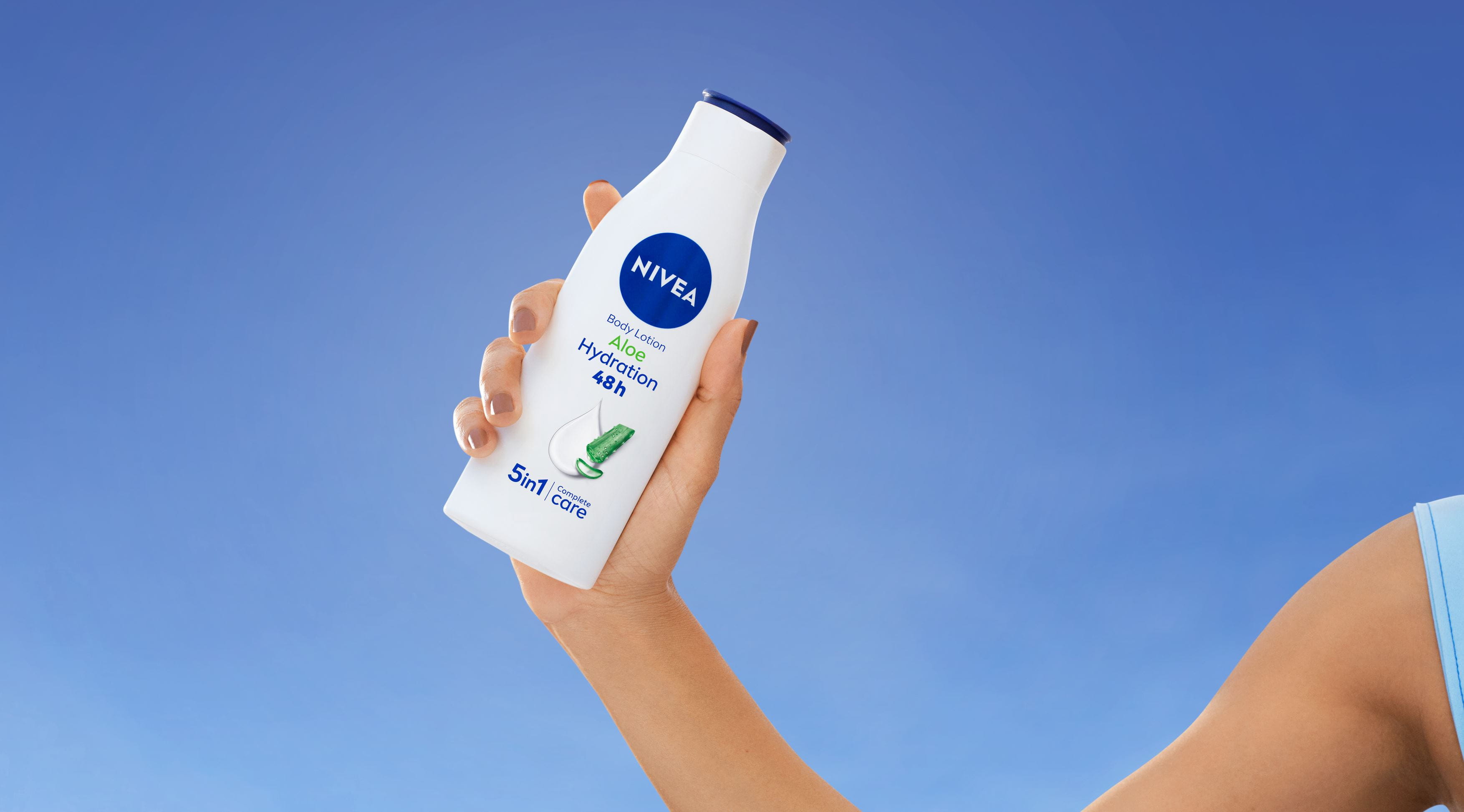 https://img.nivea.com/-/media/miscellaneous/media-center-items/0/c/2/9ccf670a8e3d49b7a344d616feba768d-print.jpg?hash=B7E34CC8F3CDADA002D52C29BEB9CE39&rh=1946&rw=3508&rx=0&ry=0