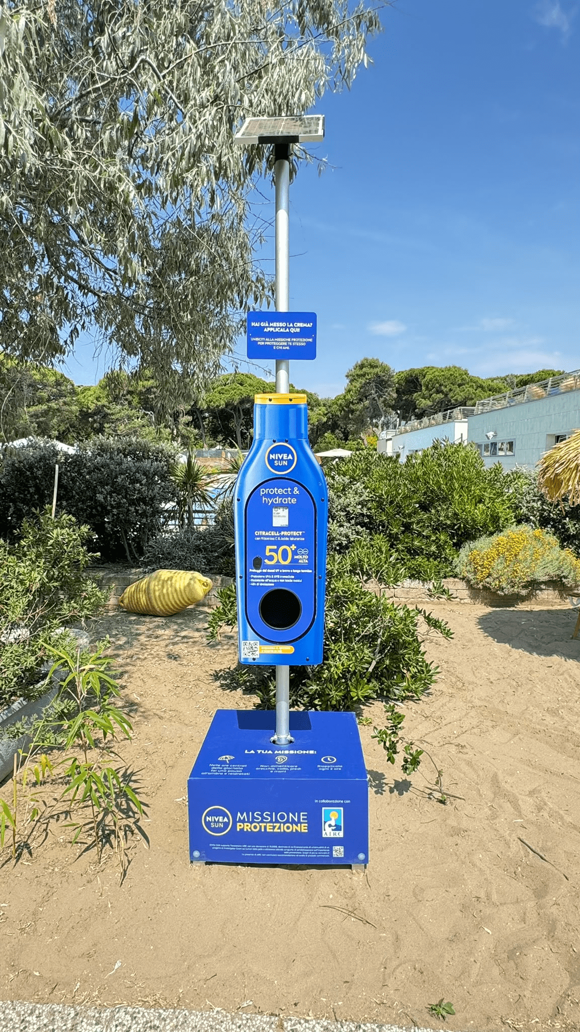 Dispenser NIVEA SUN al Lido di Venezia