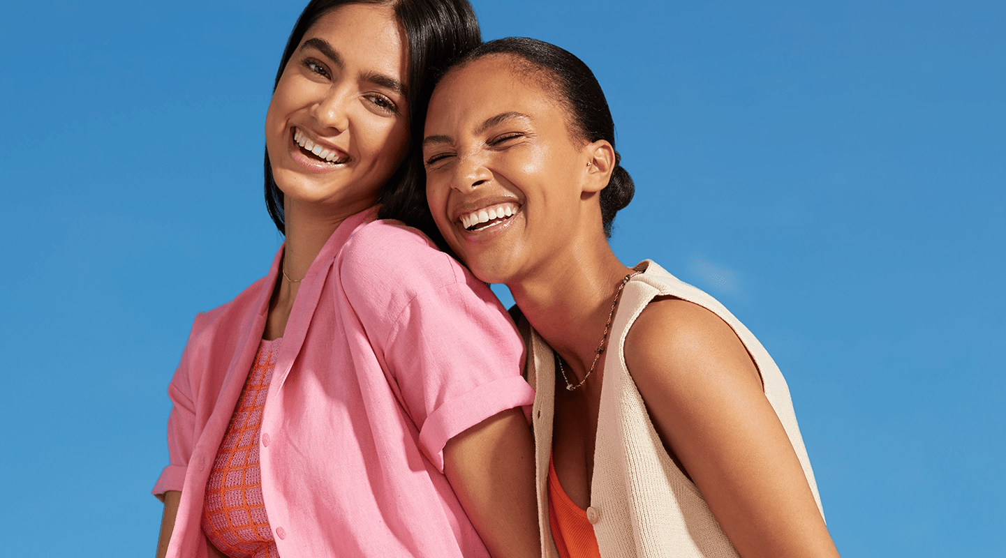 donna con acne adulta