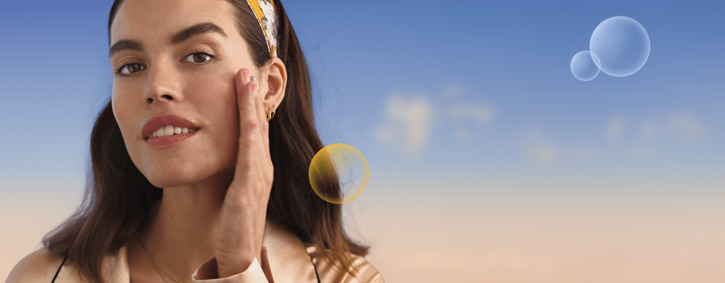 Banner Agua Micelar Bifásica Iluminadora NIVEA