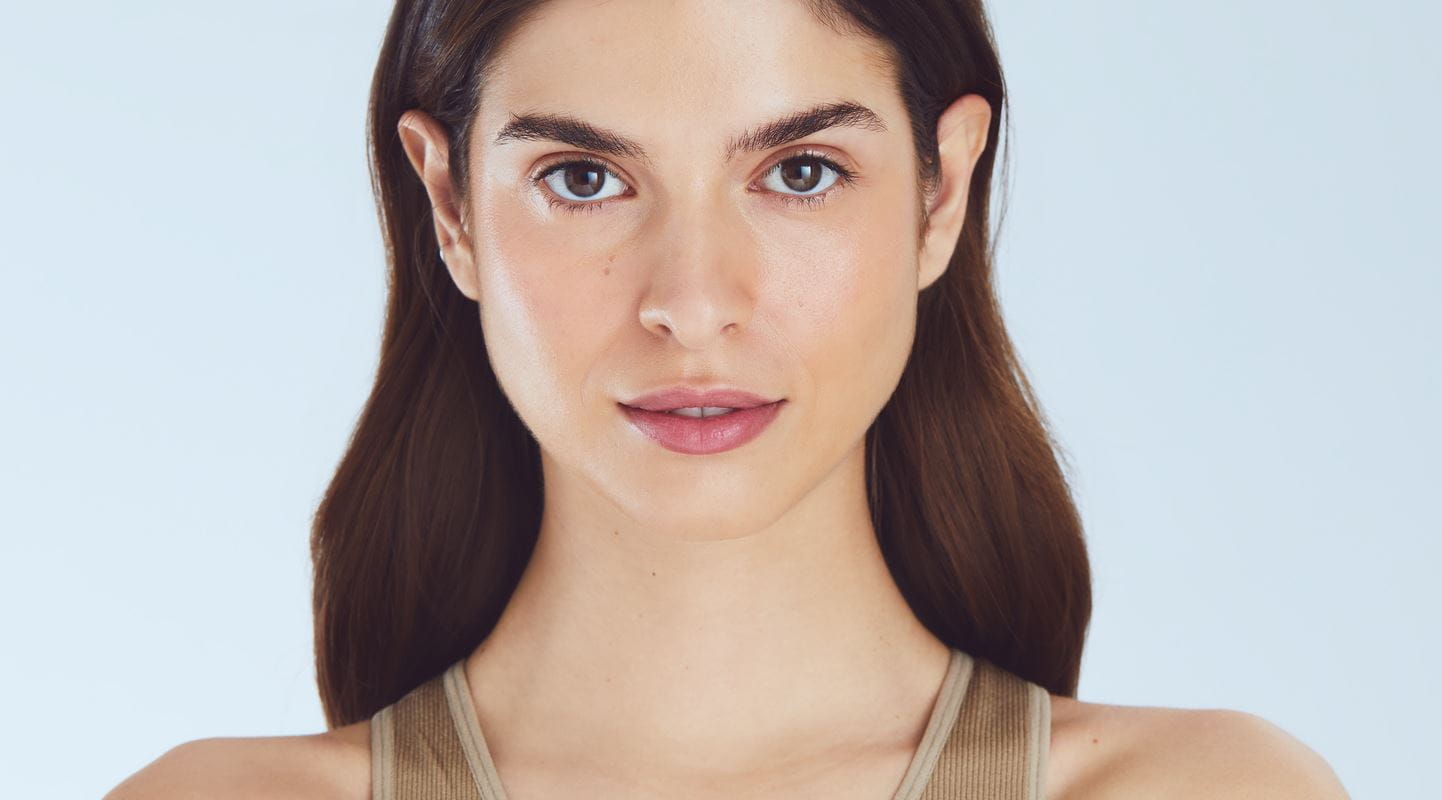 Маєте запитання про догляд за шкірою обличчя?