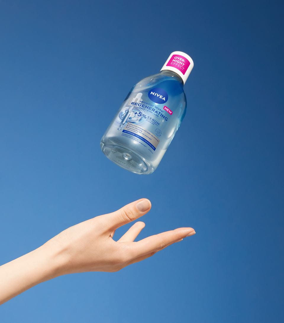 Нивеа мицеларна вода која регенерише +5% серум
