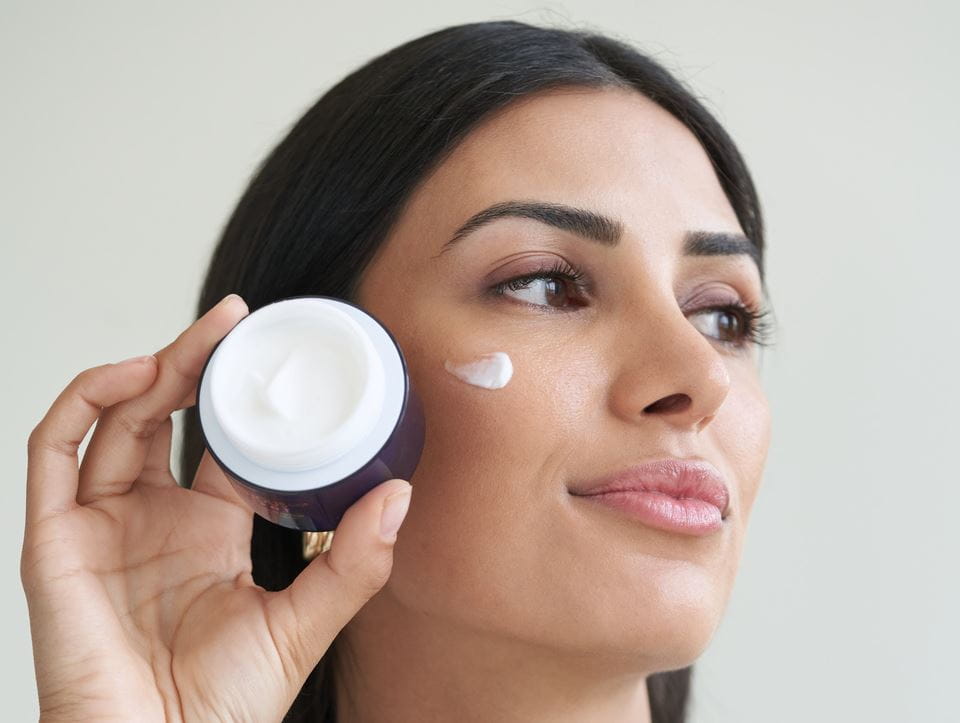 NIVEA LUMINOUS630® ANTISPOT Night Complexion Repair