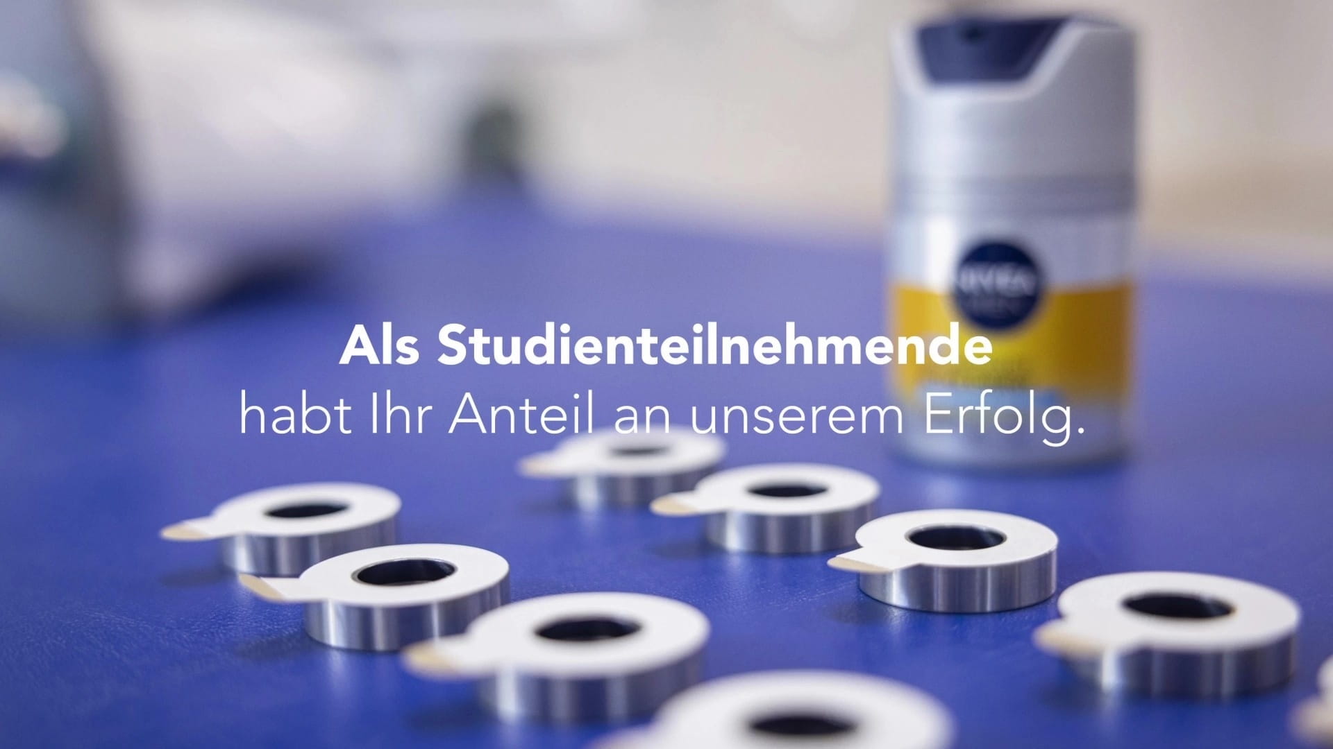 NIVEA product with text: Als Studienteilnehmende habt Ihr Anteil an unserem Erfolg.