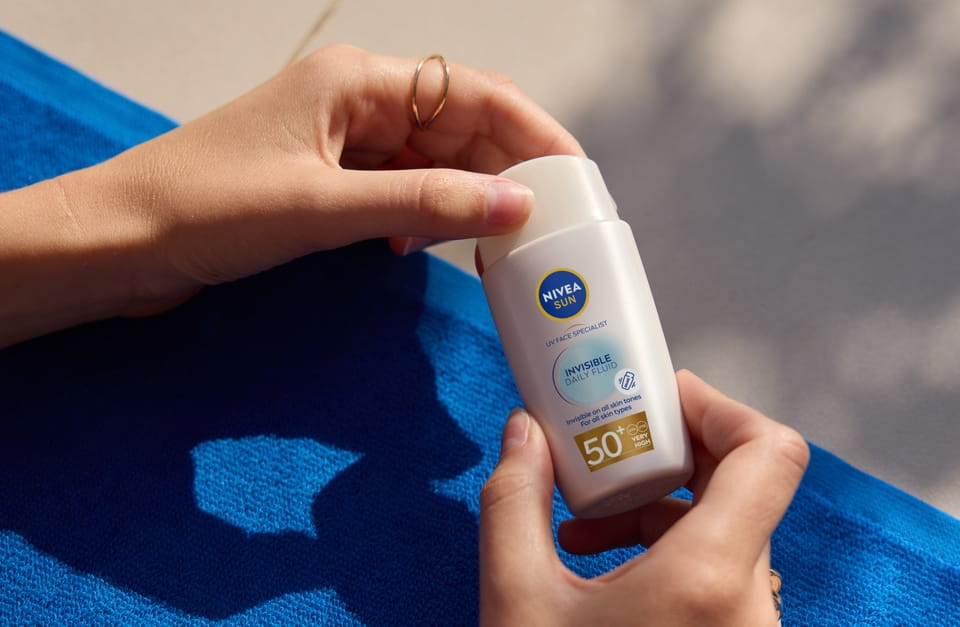 NIVEA Sun Invisible Daily Fluid UV Face Specialist SPF 50+