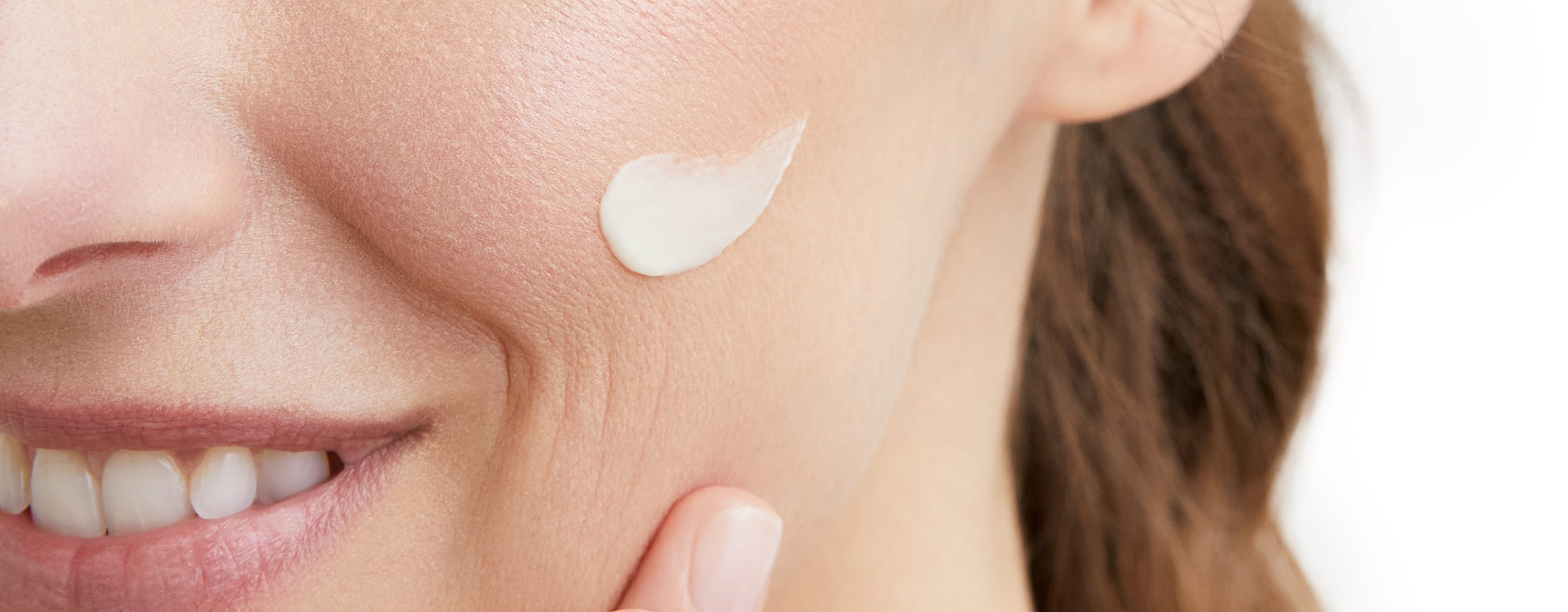 Retinol vs Tretinoin – Key Differences Explained – NIVEA India