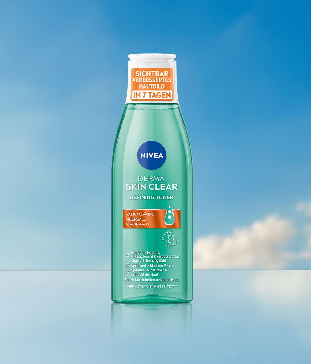 Derma Skin Clear Gesichtswasser bringt deine Haut ins Gleichgewicht