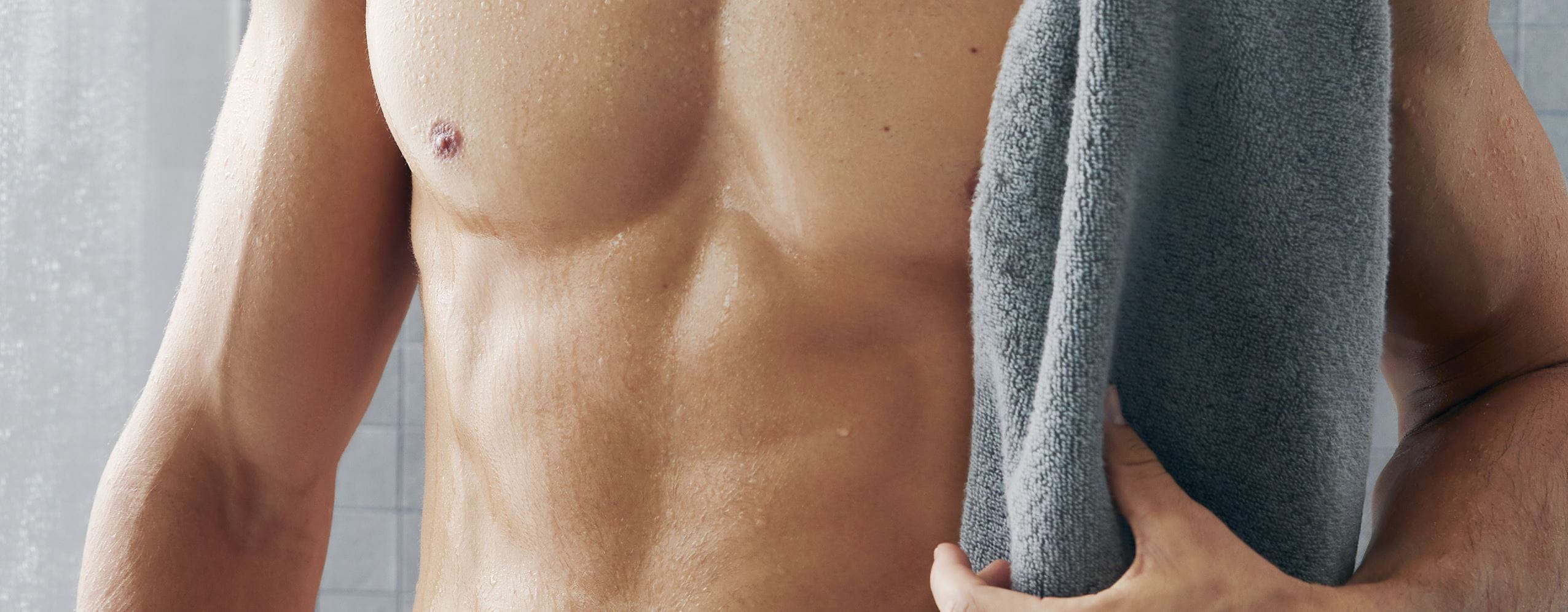 homem a cuidar do corpo