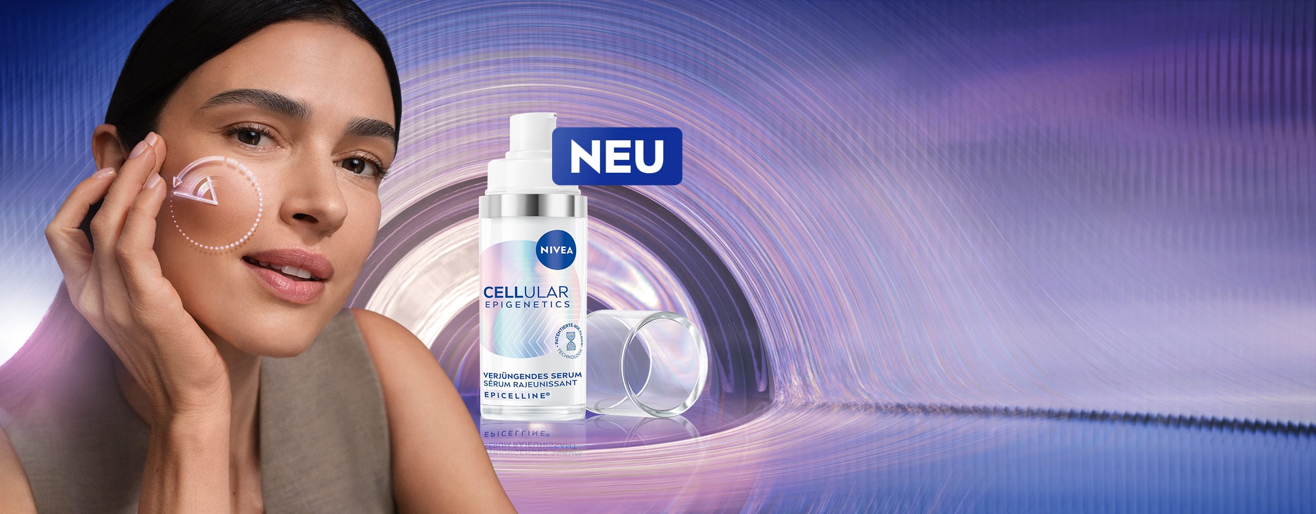 Frau mit NIVEA Cellular Epigenetics Verjüngendes Serum