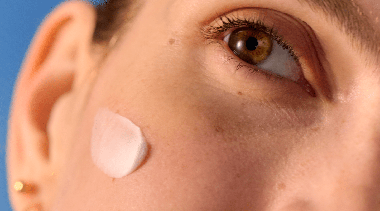 Viso dopo l uso della maschera per togliere i punti neri