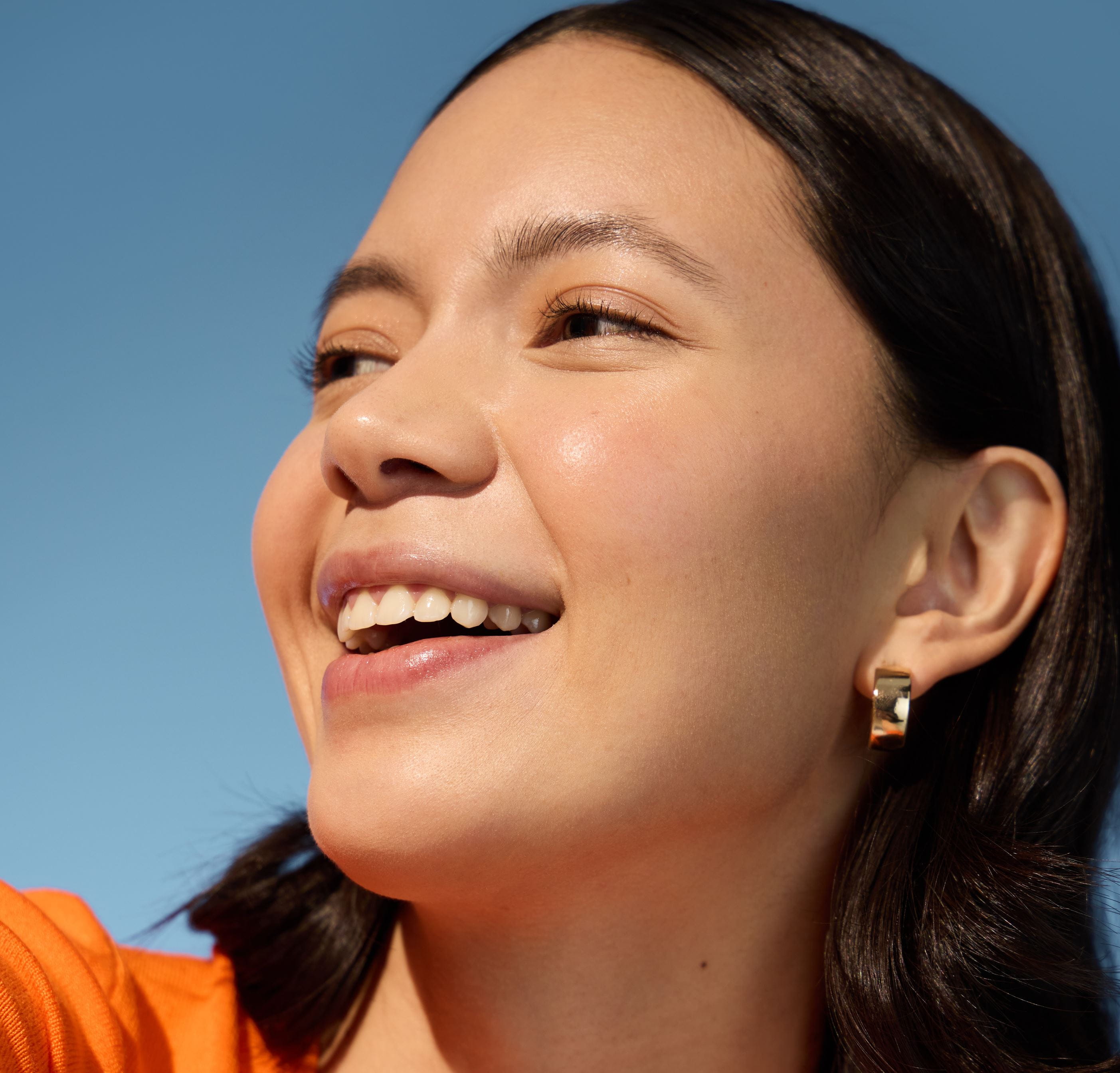 Usmívající se žena