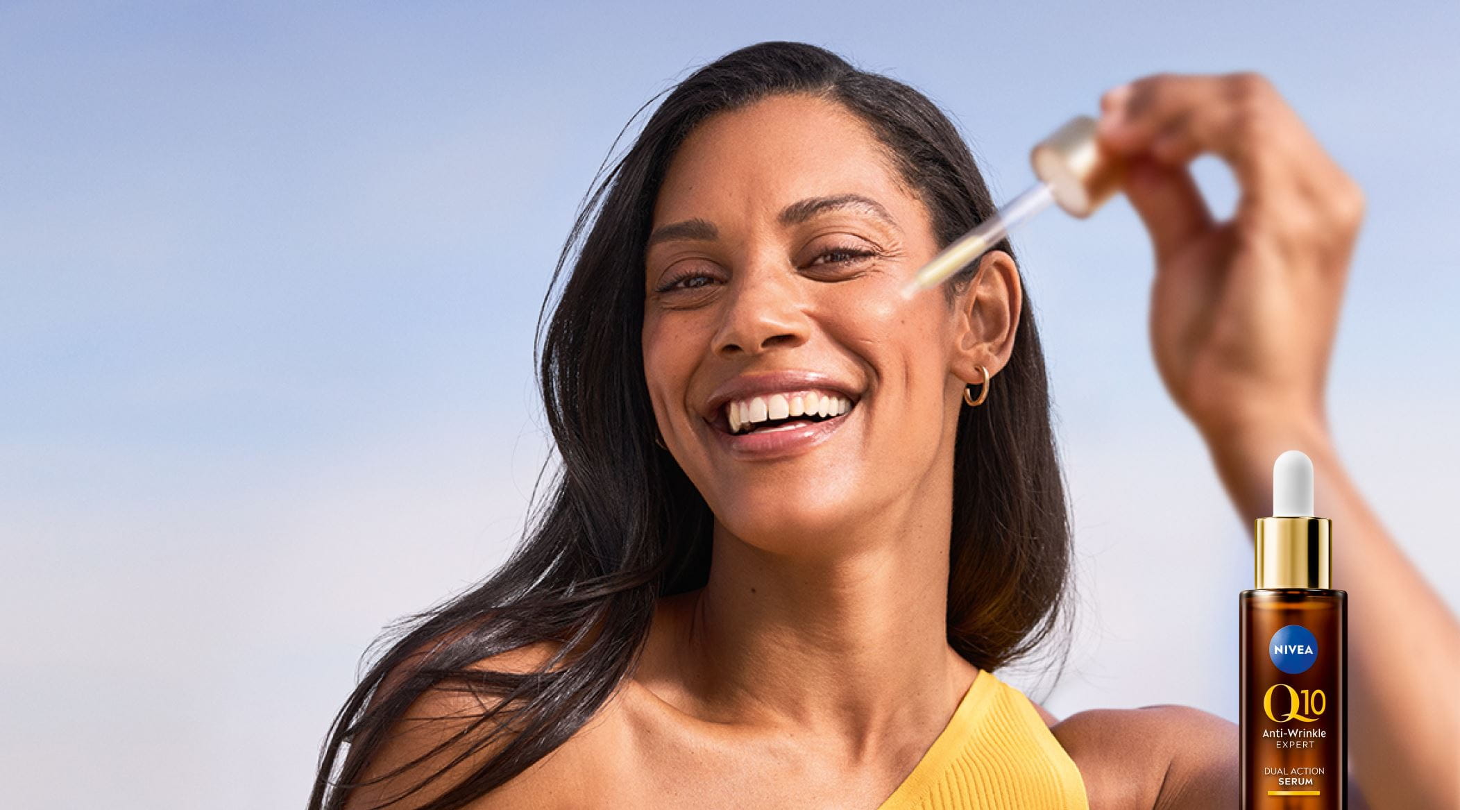 jeune femme souriante