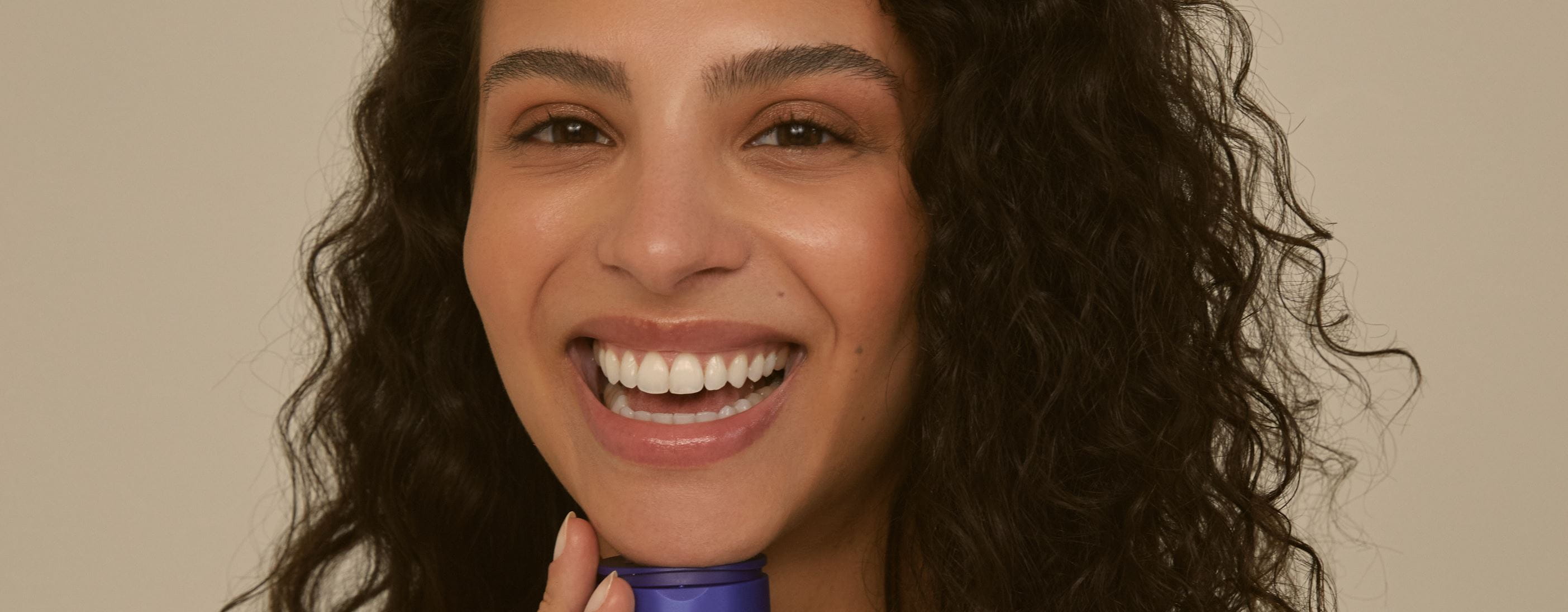 Mulher com pele seca