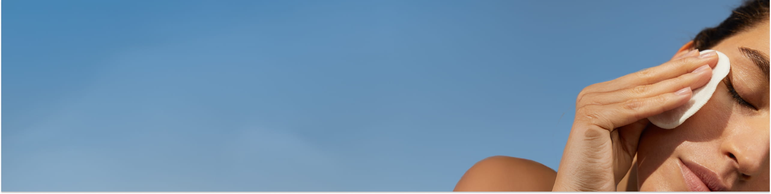 femme utilisant de l