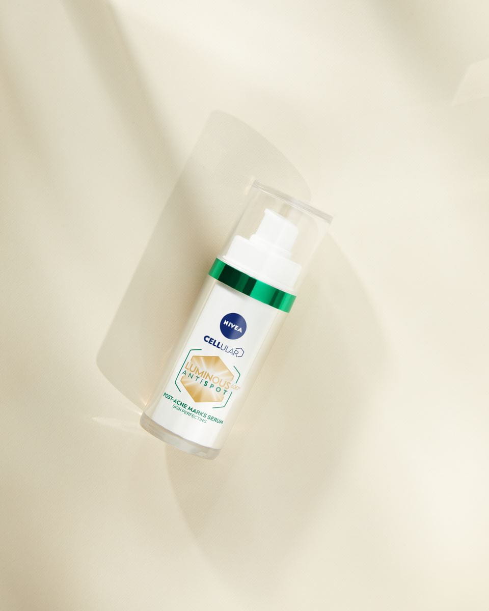NIVEA Luminous630