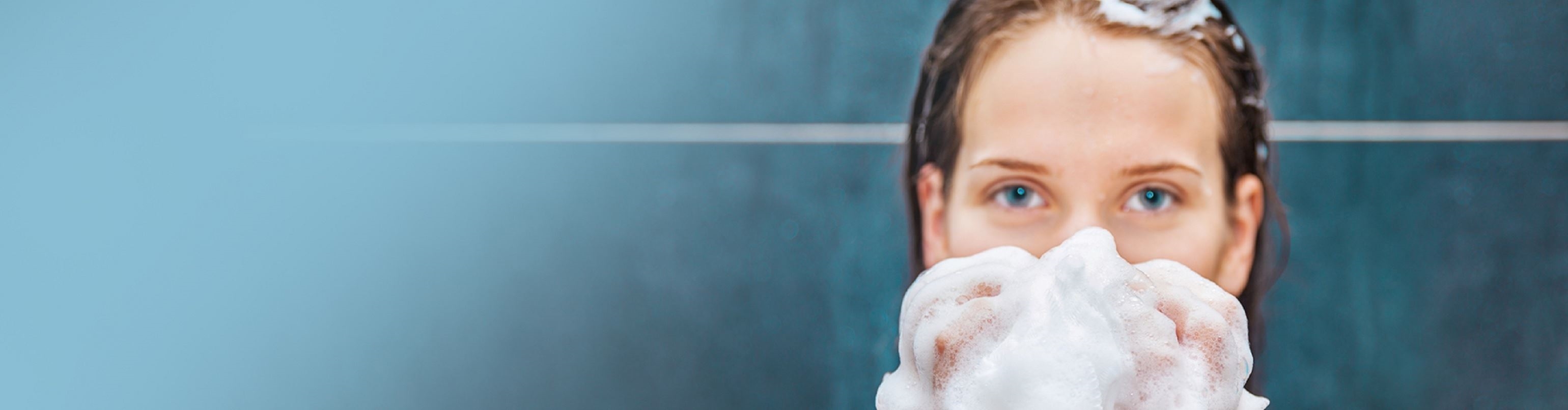 クリーミーな泡のボディウォッシュでリッチなバスタイムを。