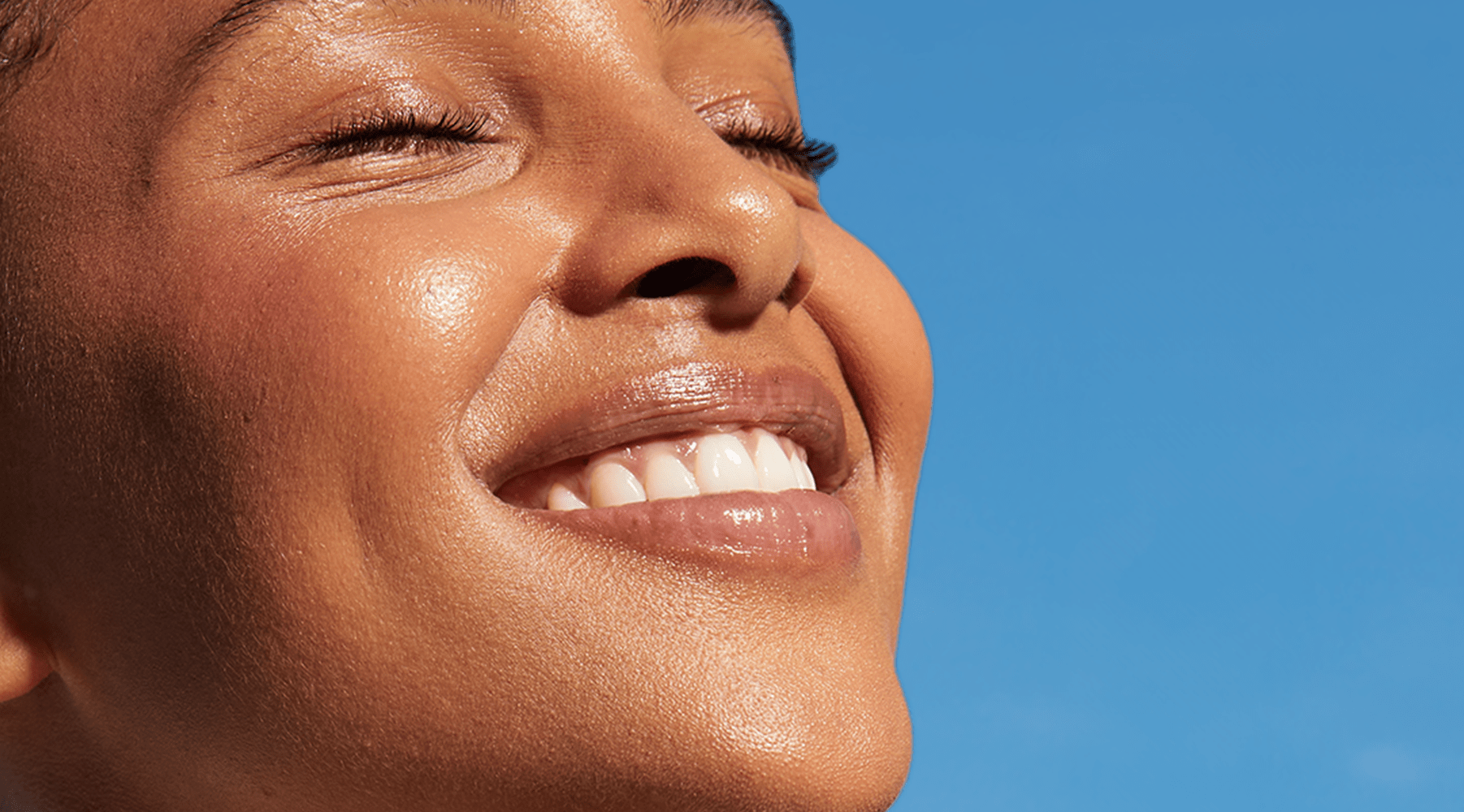 Olio di cocco per la pelle