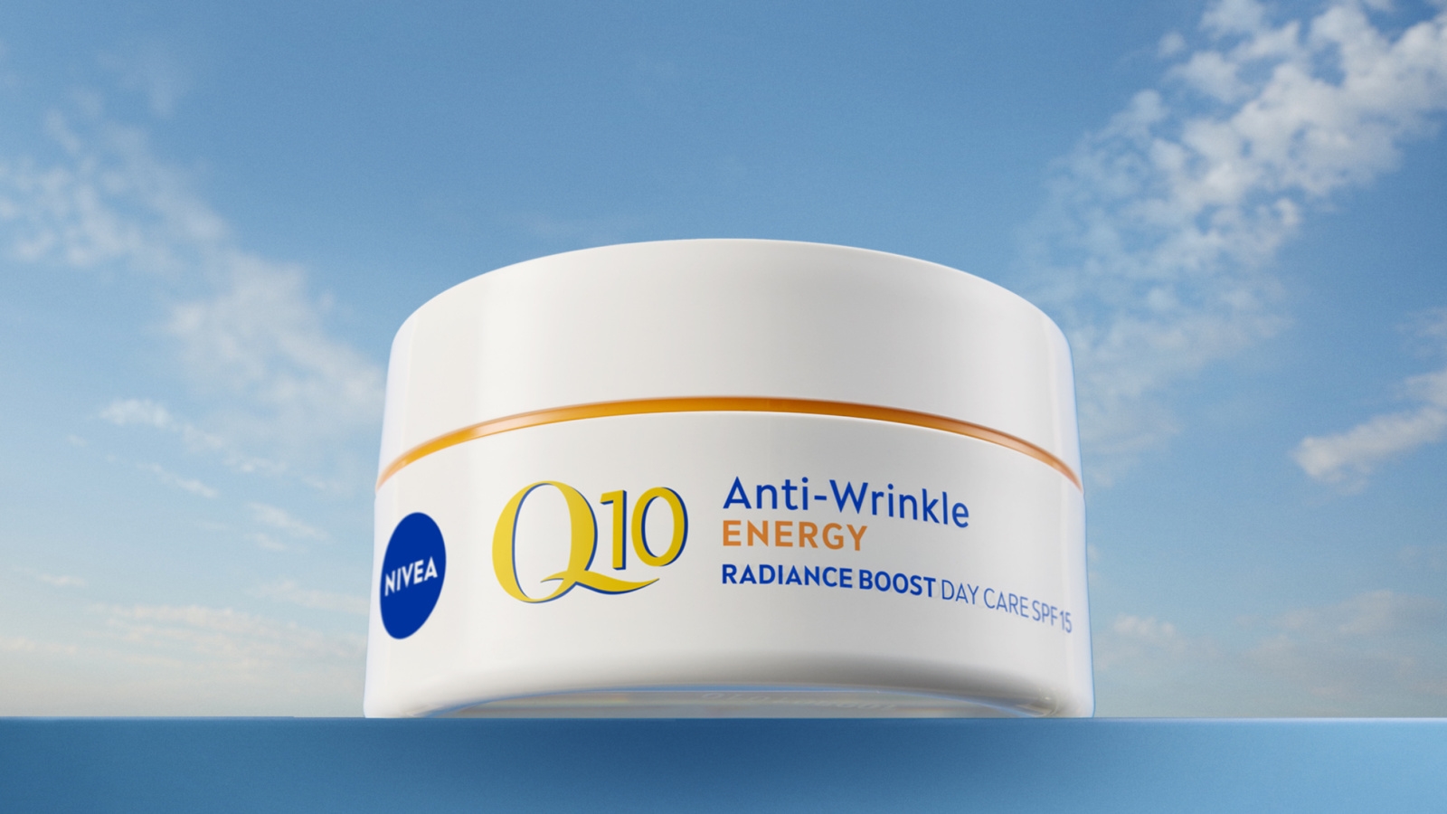 NIVEA Q10 anti-wrinkle Energy radiance boost day care SPF15