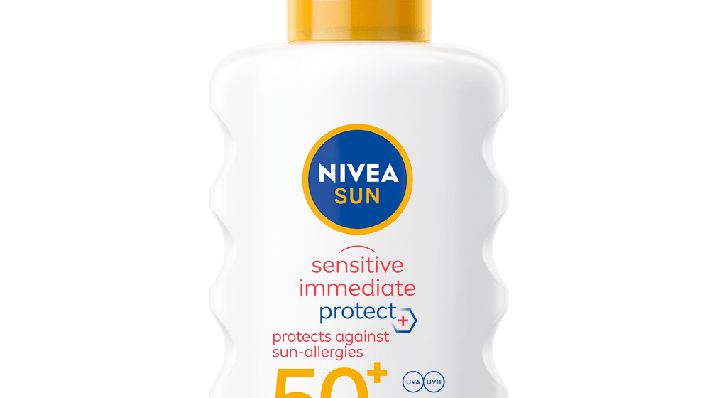 NIVEA SUN sprej Sensitive ZF 50+ za zaščito pred soncem