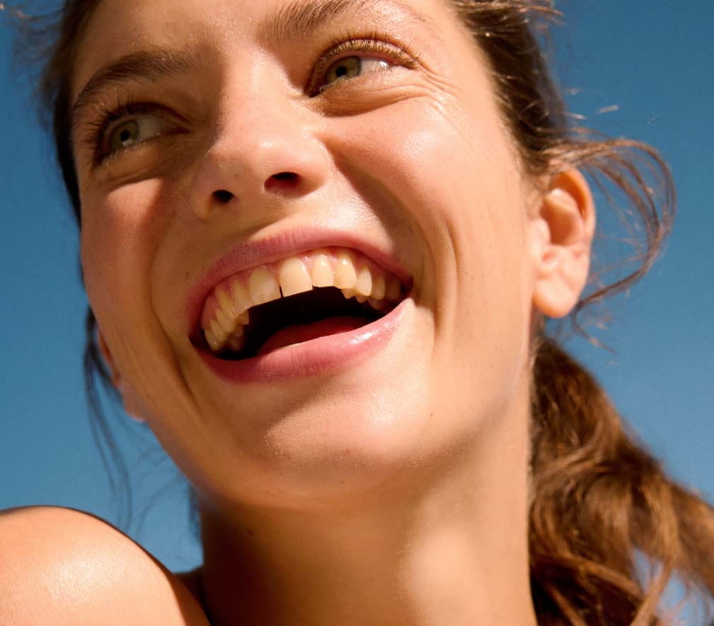 What are cheek spots? Causes and 6 prevention tips | NIVEA