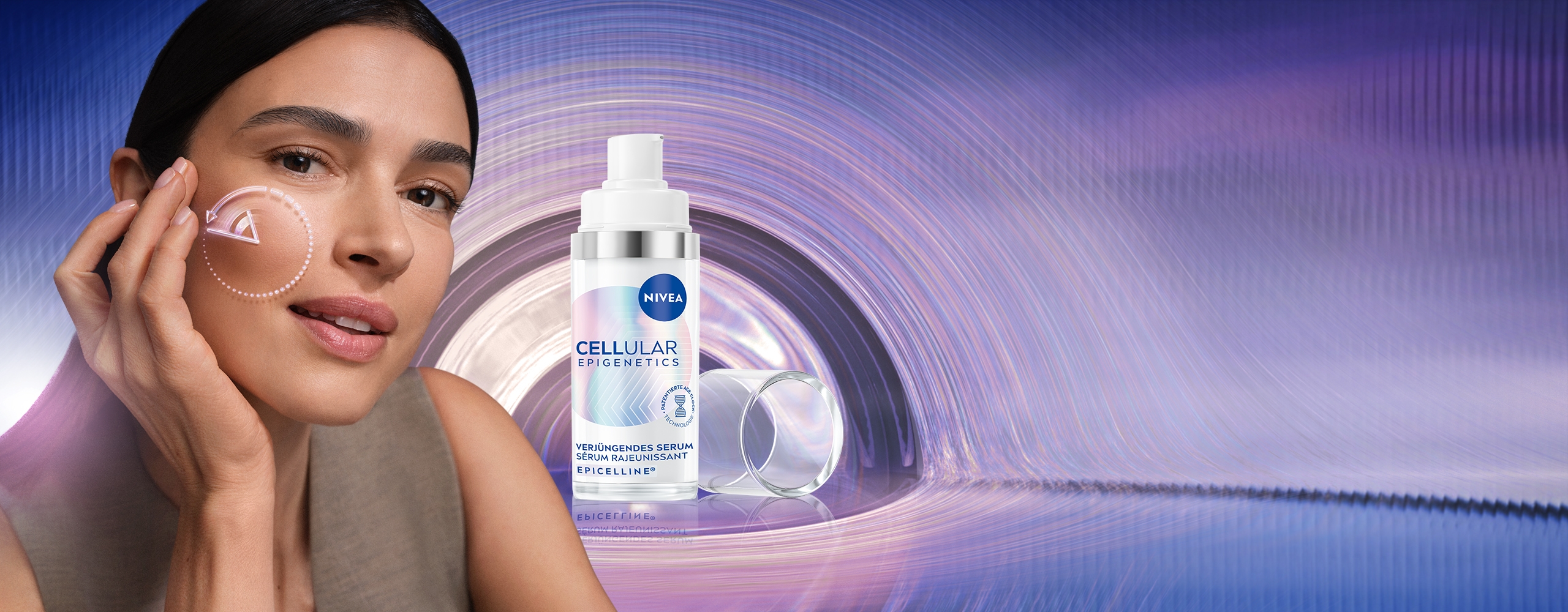 Frau mit NIVEA Cellular Epigenetics Verjüngendes Serum