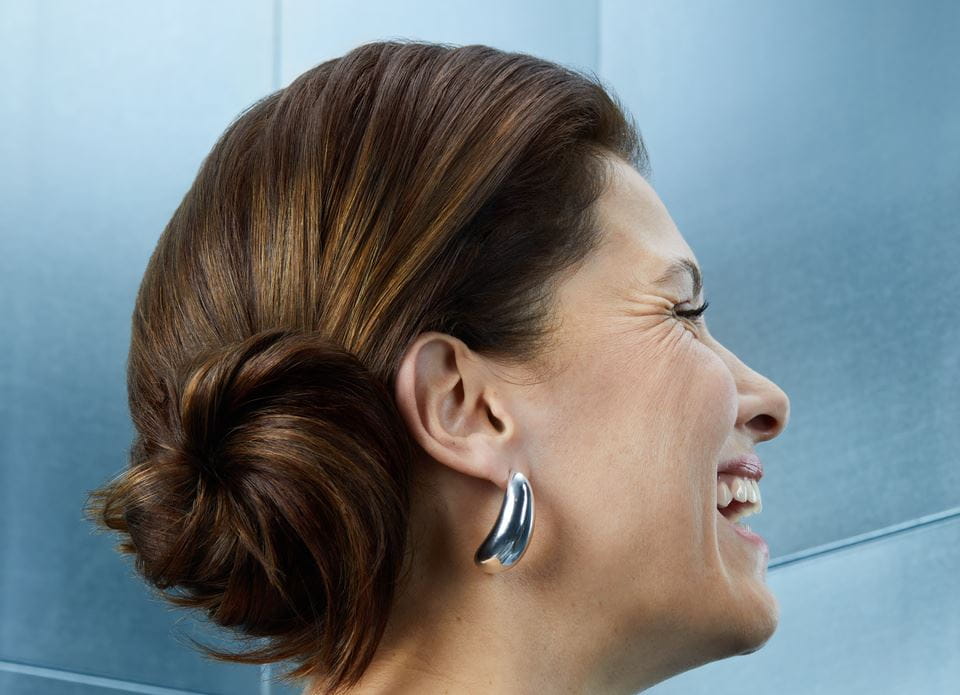 capelli corti sul collo