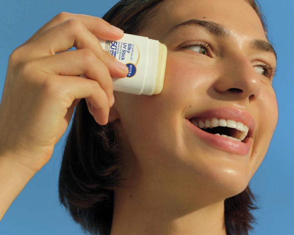 LE NOUVEAU STICK UV INSPIRÉ DE LA K-BEAUTY
