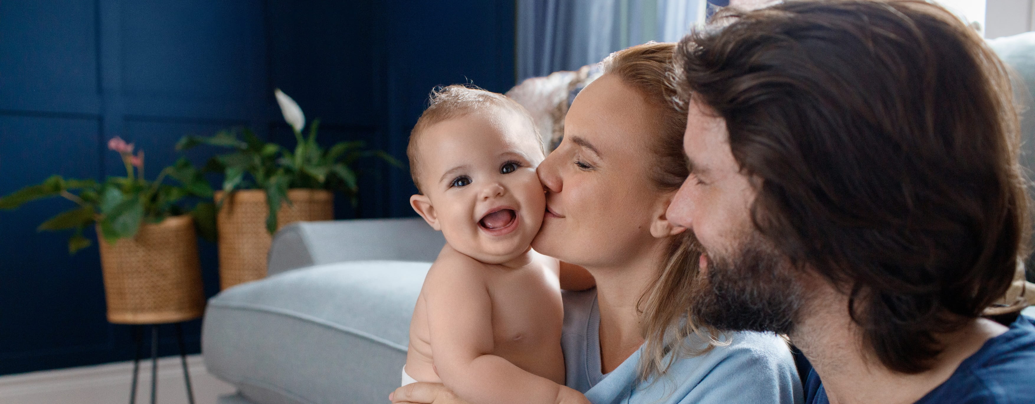 ein lächelndes Baby