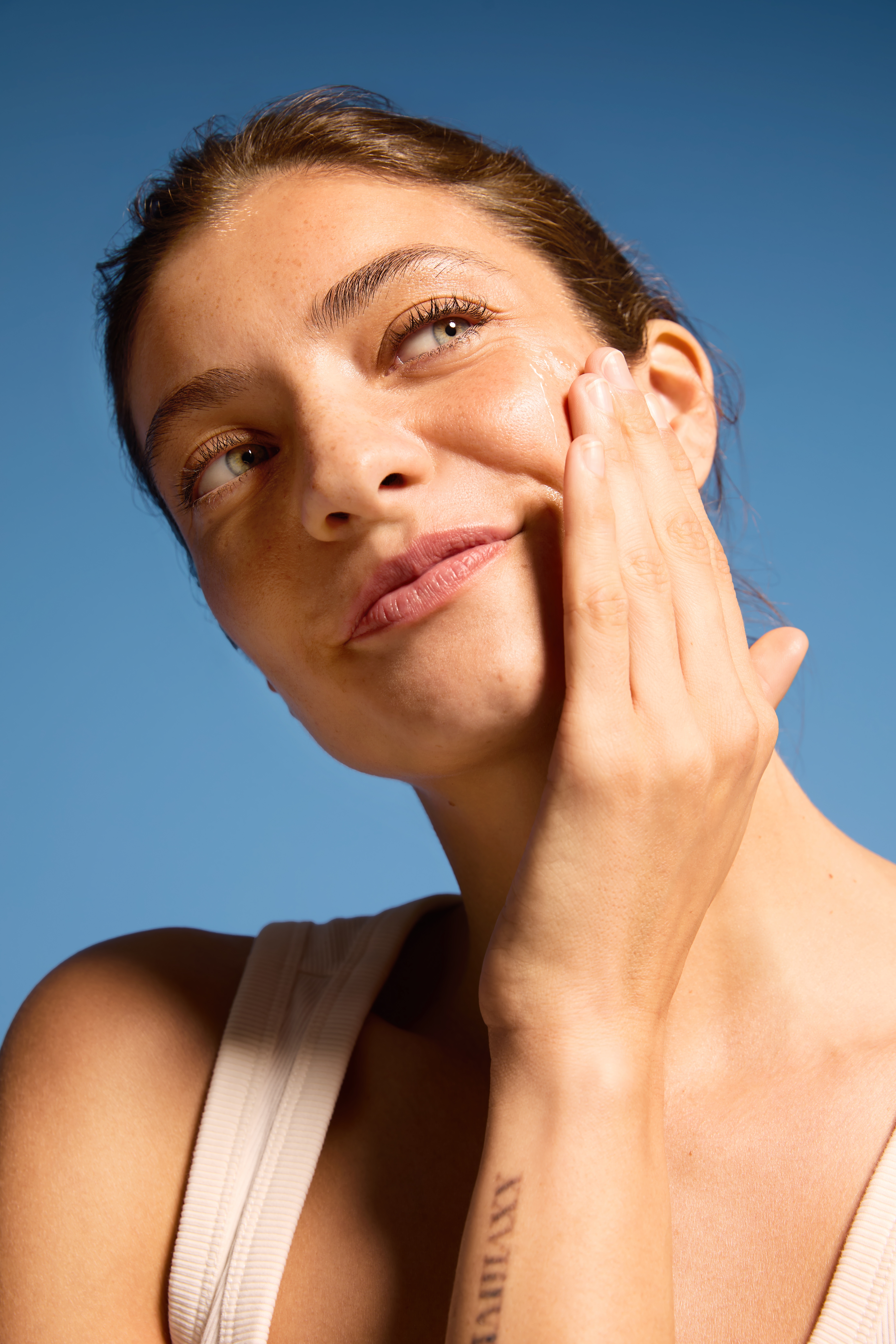 HOGYAN VARÁZSOLHATOD RAGYOGÓVÁ A BŐRÖD