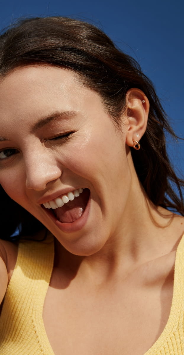 pete de vârstă pe față