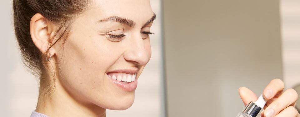 femme souriante