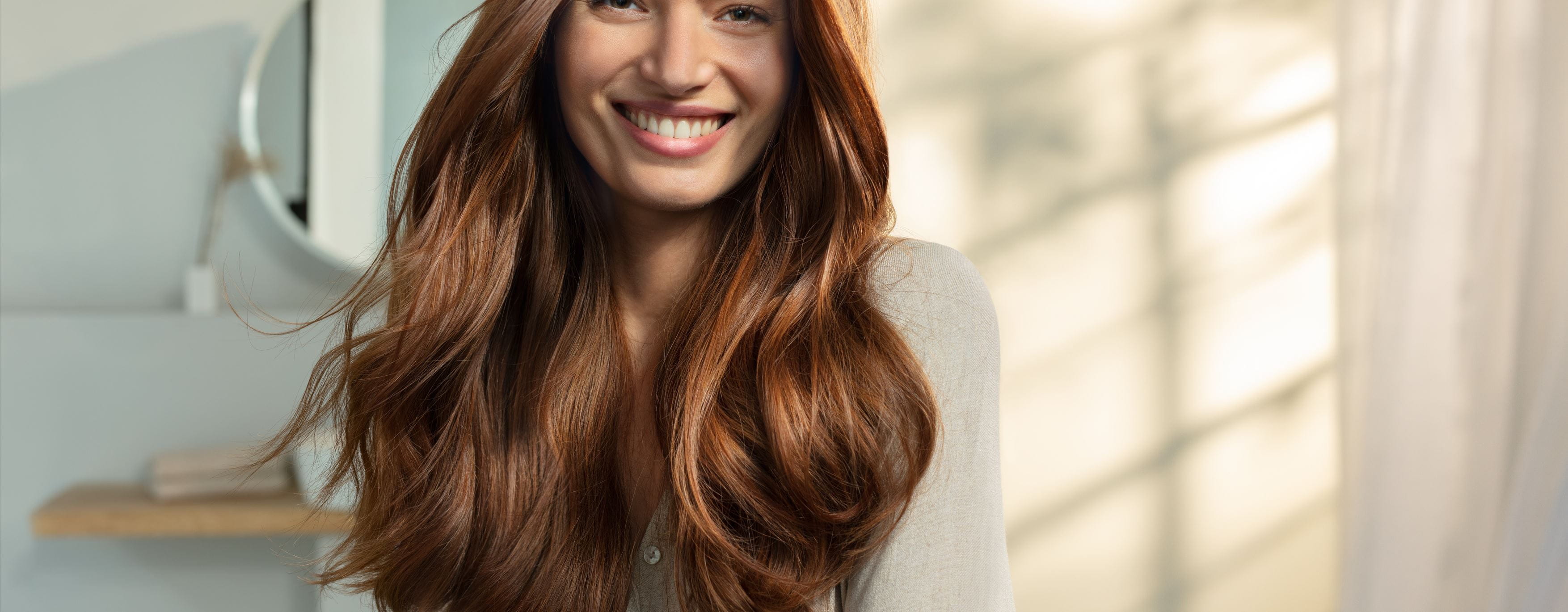 žena s dlhými vlasmi