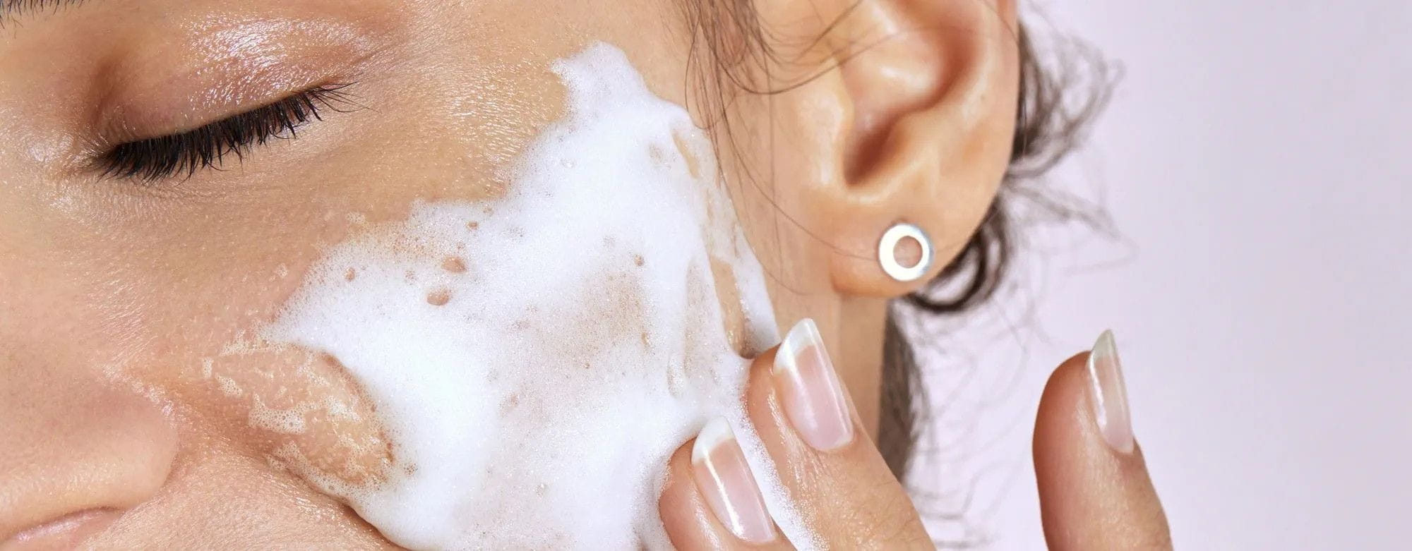 BLOG 4 DICAS DE COMO TIRAR MAQUIAGEM DO ROSTO  1