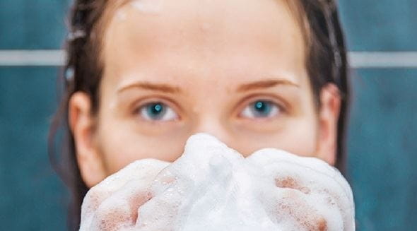 クリーミーな泡のボディウォッシュでリッチなバスタイムを。