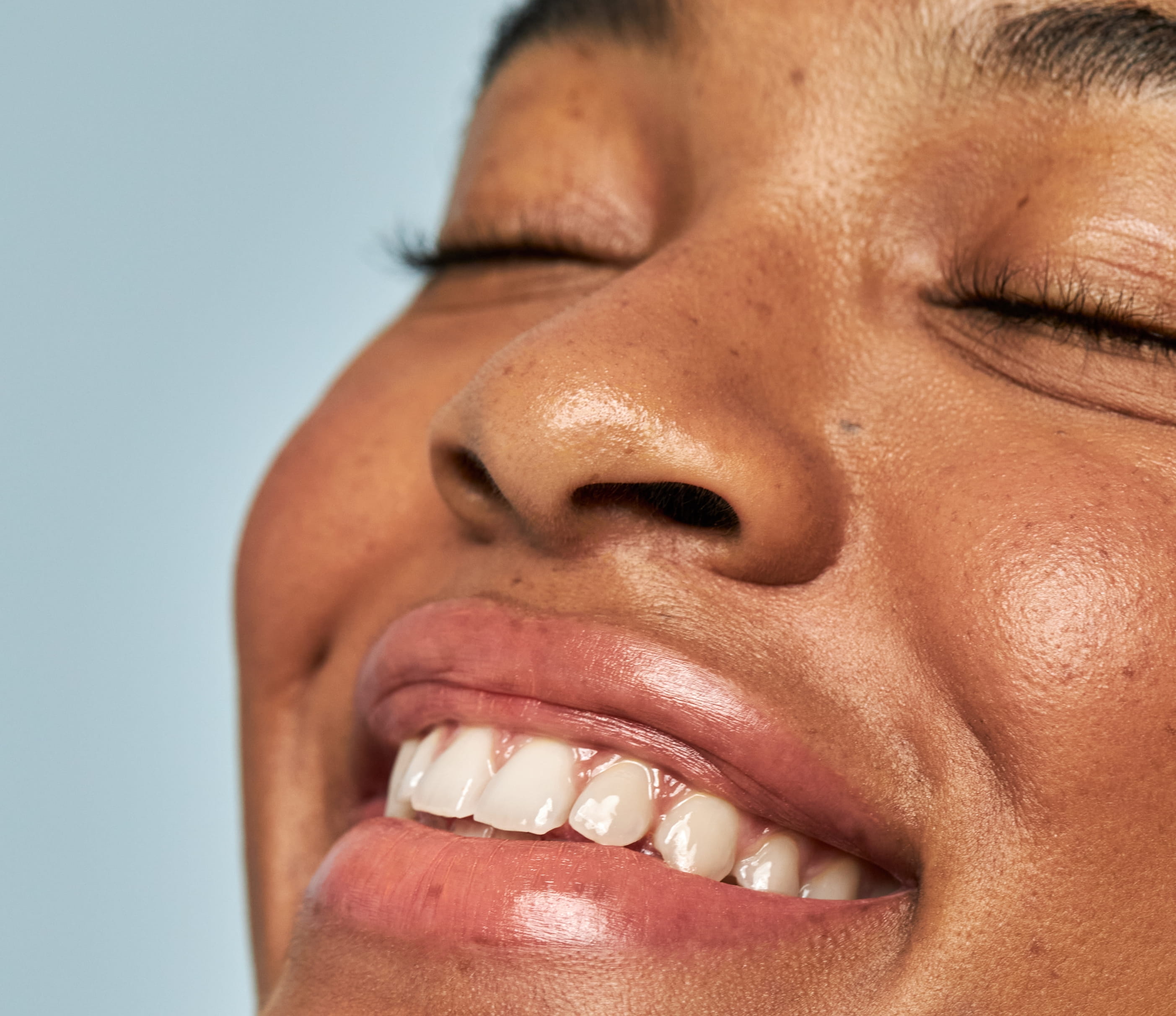 beautiful-lips-laugh