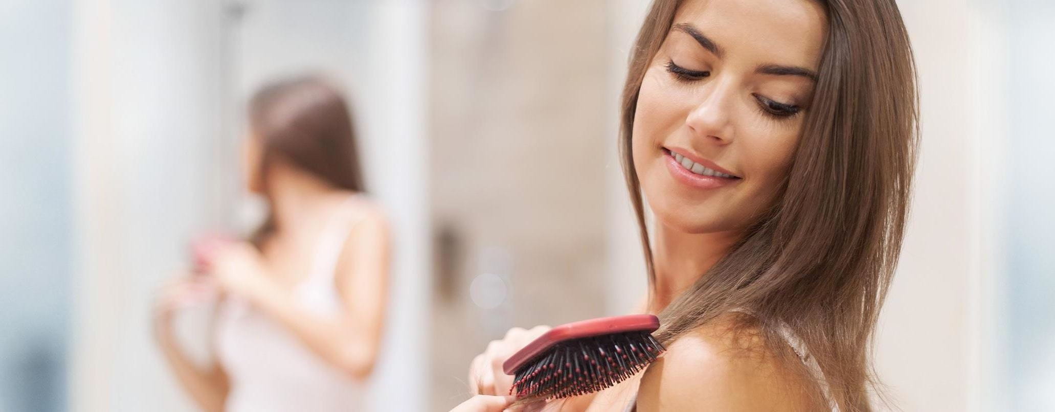 Бұл бейнеде азғырылған әйел Брэнди Лав ит стилін алады және оның үстіне арнайы маймен майланған есек Бұл бейнеде азғырылған әйел Брэнди Лав ит стилін алады және оның үстіне арнайы маймен майланған есек