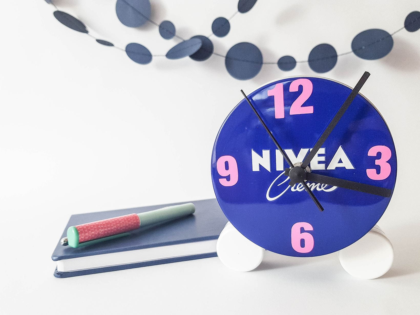 DIY NIVEA Clock Tutorial