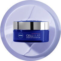Упаковка омолоджуючого крему для обличчя Nivea