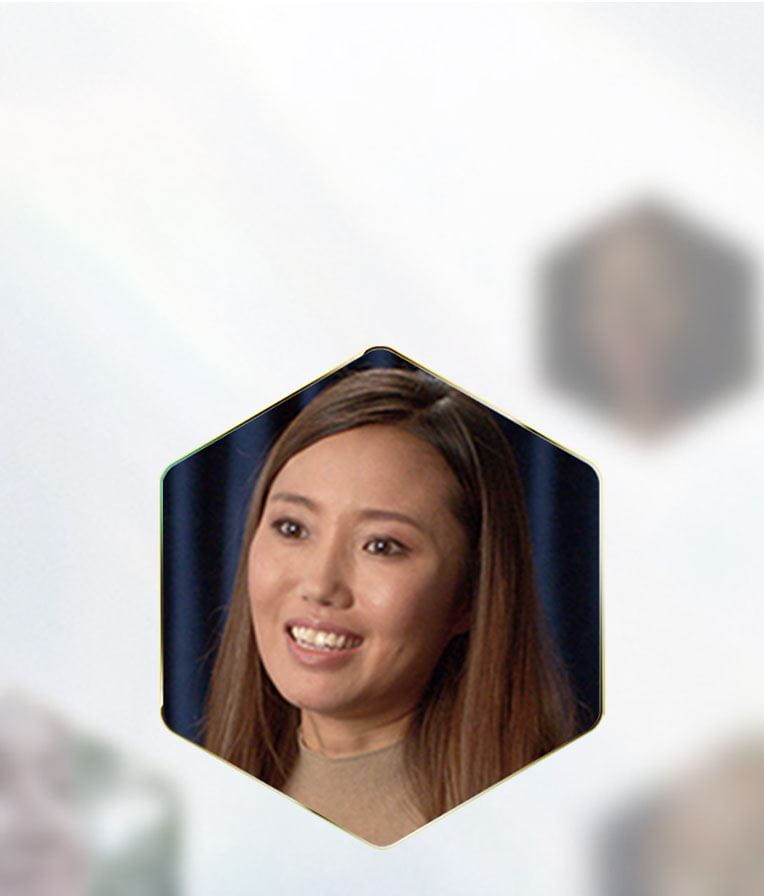 mulher com manchas do sol no rosto