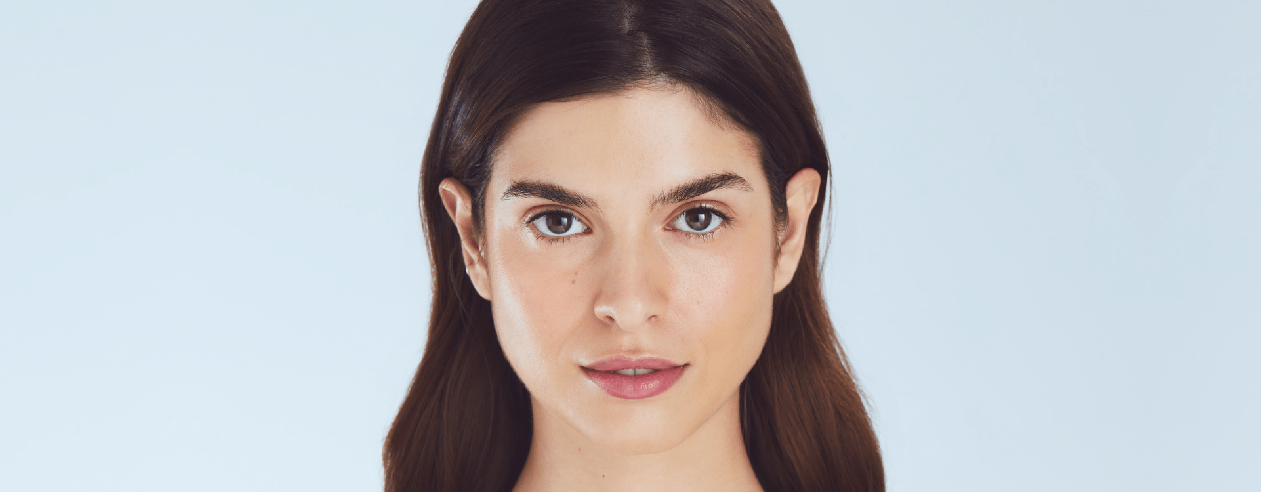 Persona seria horizontal