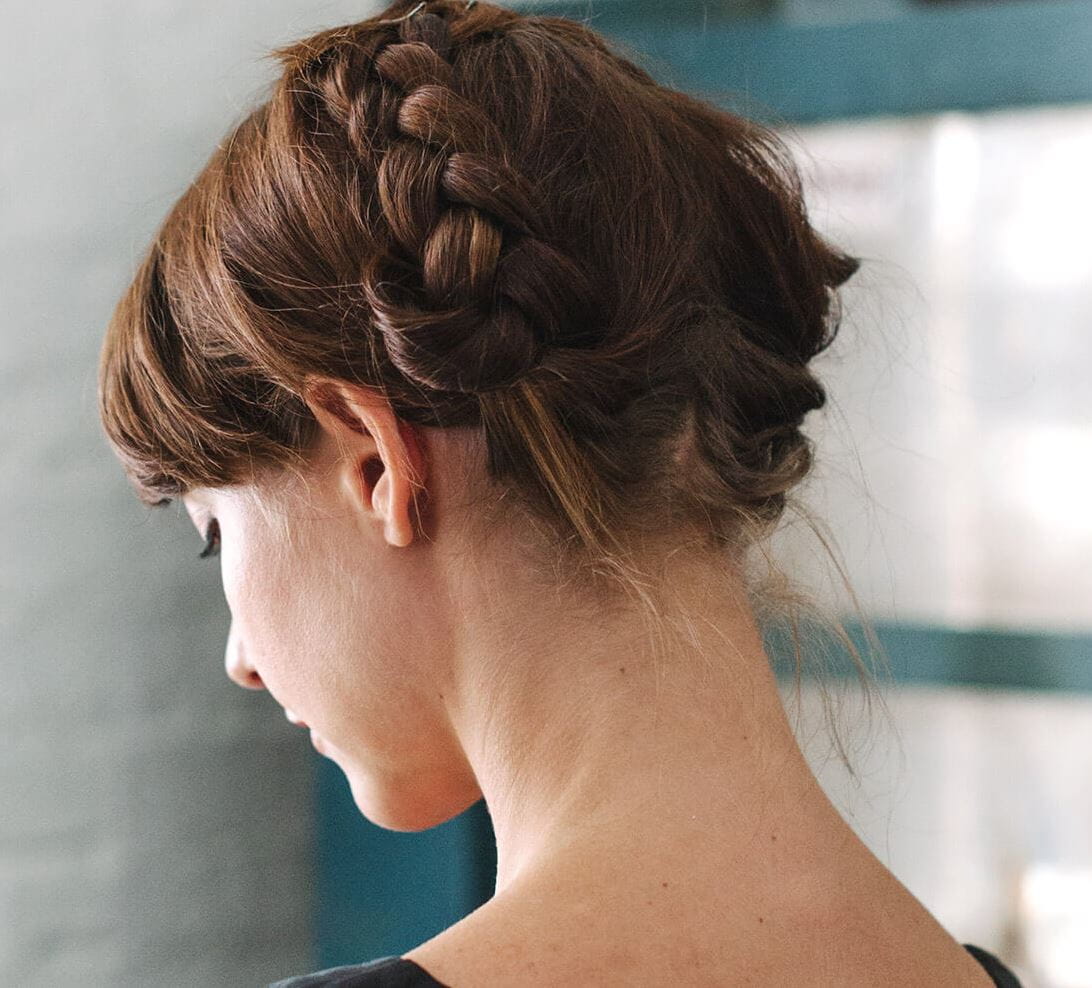 Creme-Pflege für Felchtfrisuren