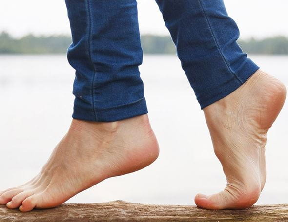 What Causes Cracked Heels