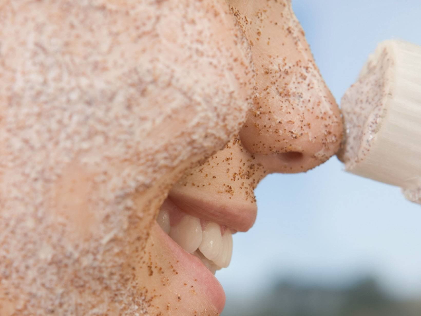 EXFOLIATING DRIES OUT THE SKIN