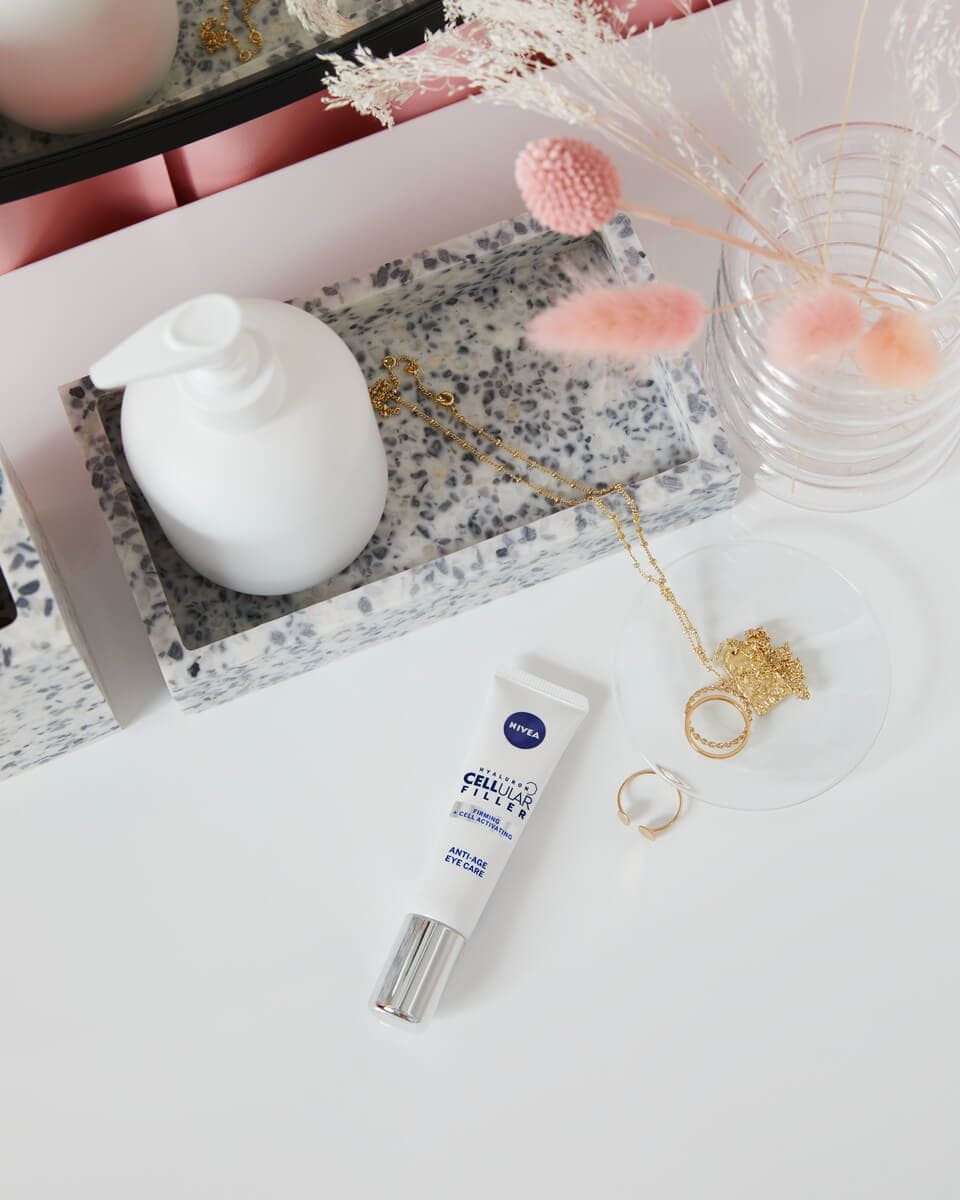 околоочен крем NIVEA Cellular Filler Hyaluron