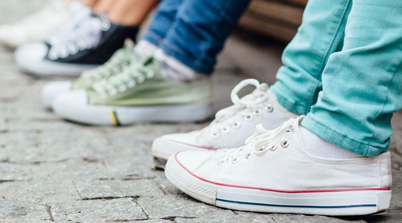 Грижа за кожата на тийнейджърите, крем за пъпки, черни точки, проблемна кожа, комбинирана кожа, чиста и гладка кожа