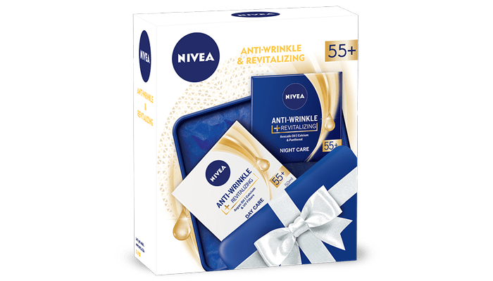 FACE CARE ANTI-WRINKLE & REVITALIZING 55+