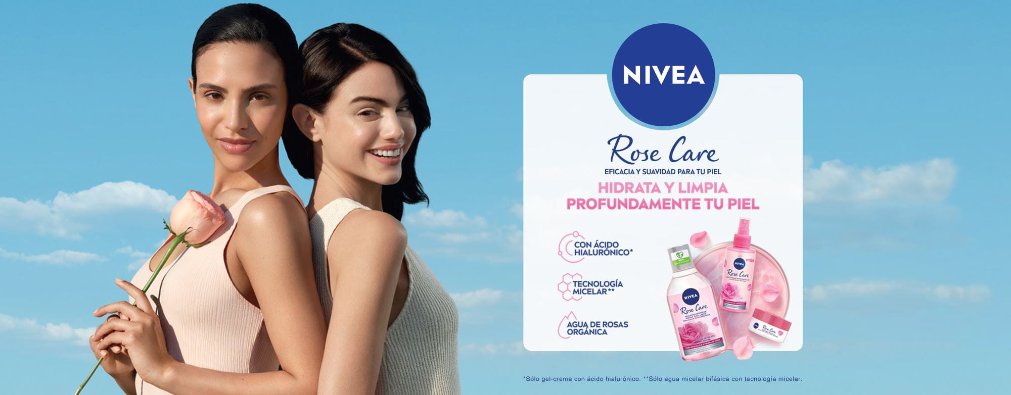 3 personas sonriendo 